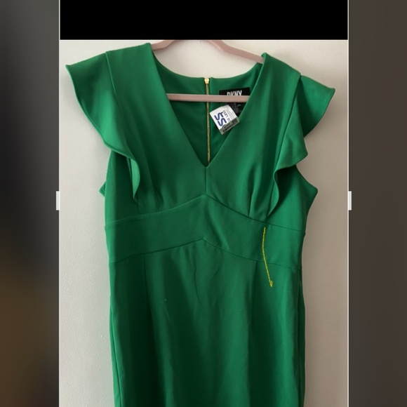 Emerald Green Dress - Picture 1 of 2